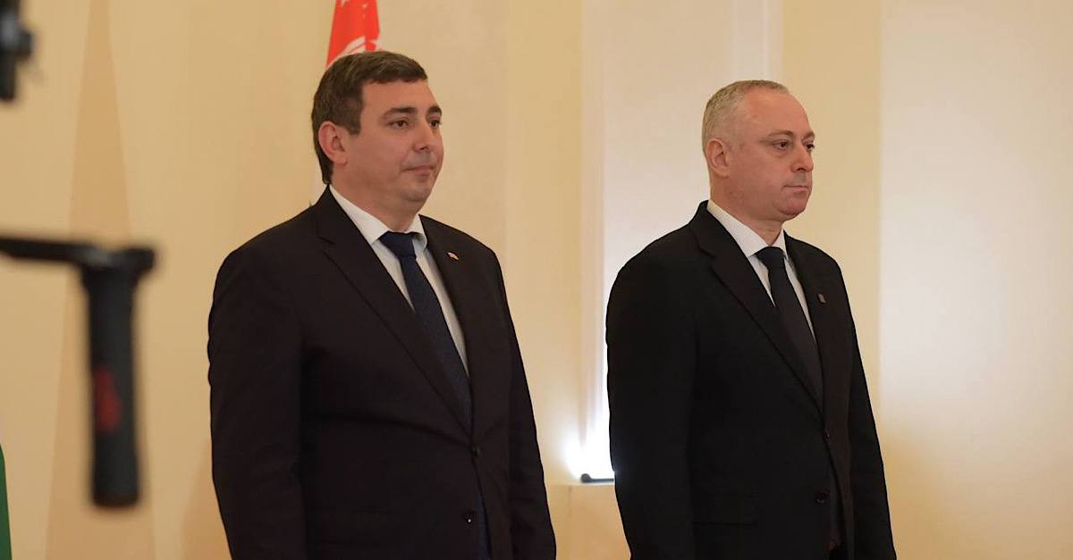 Аԥсны иҟоу Алада Уаԥстәыла Аҷыдалкаатәи Азинмчнаӡеи змоу Ацҳаражәҳәаҩ Асҭамыр Кациа Аԥсны Аҳәынҭқарра Ахада Гәынба Бадра агәраргагатә шәҟәқәа инапы иаиркит