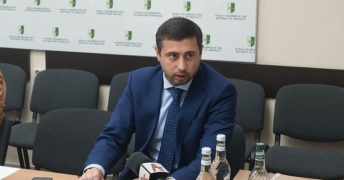 Урыстәыла аԥсабаратә ресурсқәеи аекологиеи рминистрра аделегациеи Урыстәылатәи аекологиатә оператор ахаҭарнаки Аԥсны иаҭаауеит жьҭаарамза алагамҭазы ацрыҵқәа ирзырхоу аинфраструктура ахәшьара аҭаразы