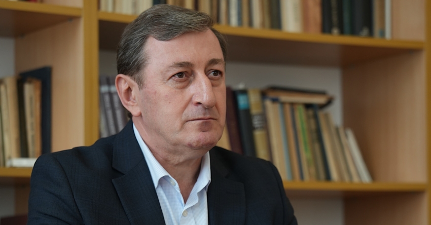 Аҳәынҭқарра Ахада иӡбамҭа гәахәара дула идикылеит Аԥсуаҭҵааратә институт  аиҳабы Арда Ашәба