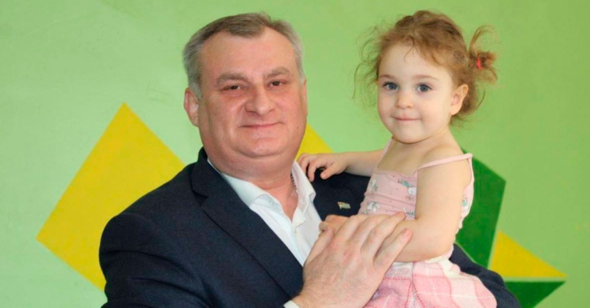 Ашколқәра иаҵанамкуа ахәыҷқәа рзы