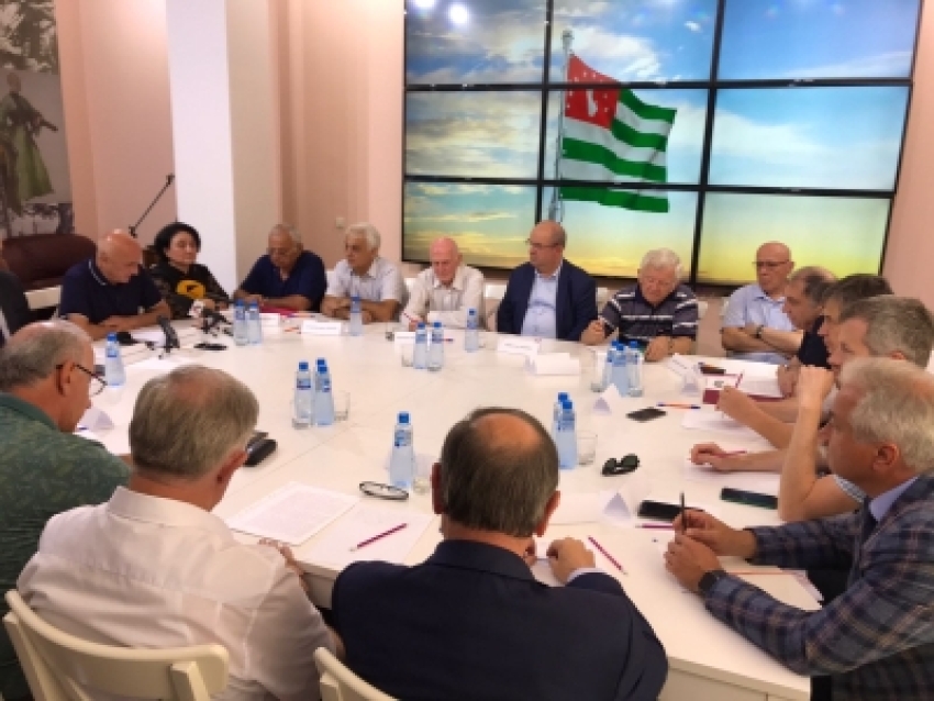 Иҟан абри аҩыза аамҭа: «Астол гьежь» аҟны агәалашәарақәа
