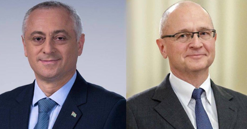 Аԥсны Аҳәынҭқарра Ахада Бадра Гәынба Урыстәыла ахада Иусбарҭа анапхгаҩы актәи ихаҭыԥуаҩ Сергеи Кириенко Ашықәс Ҿыци Қьырса ныҳәеи идиныҳәалеит