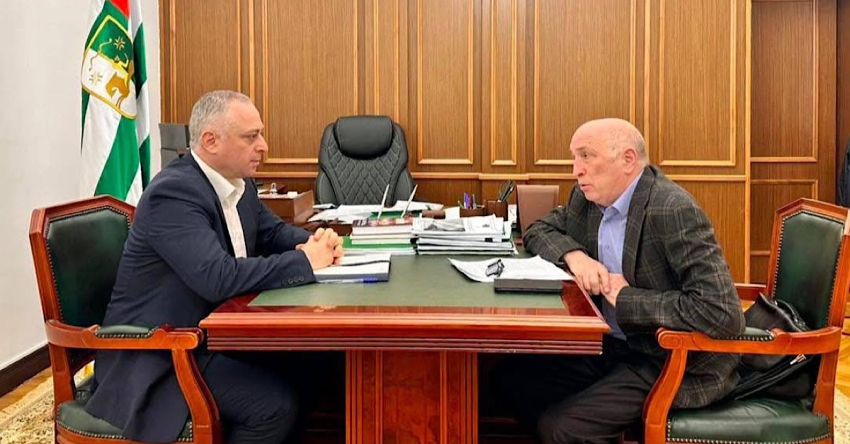 Аԥсны Ахада Бадра Гәынба Владимир Занҭариа иԥсҭазаара иалҵра инамаданы адышшылара ҟаиҵеит