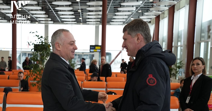 Аҳәынҭқарра Ахада Бадра Гәынба Максим Решетников диԥылеит