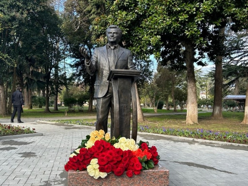 Иаартуп Тарас Шамба ибаҟа