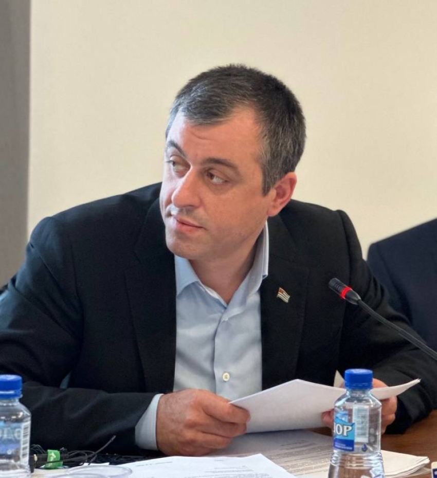 Адгьыл ажәлар ирмалуп