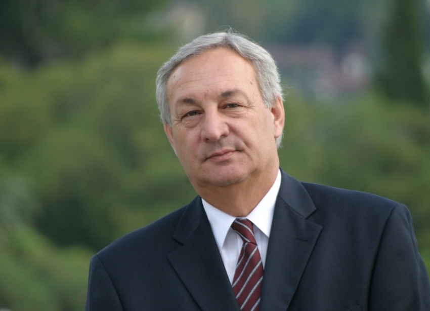 С.У.Багаԥшь диижьҭеи 75 шықәса аҵра азгәаҭаразы