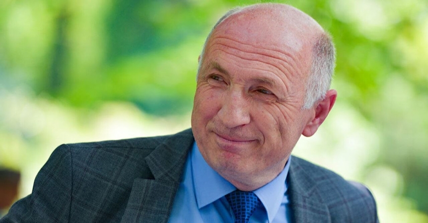 Гәалсра дула адырра ҟаҳҵоит Аԥсны аҵеи ду, аҵарауаҩ, апоет, апатриот иаша Владимир Константин-иԥа Занҭариа иԥсҭазаара дшалҵыз ала