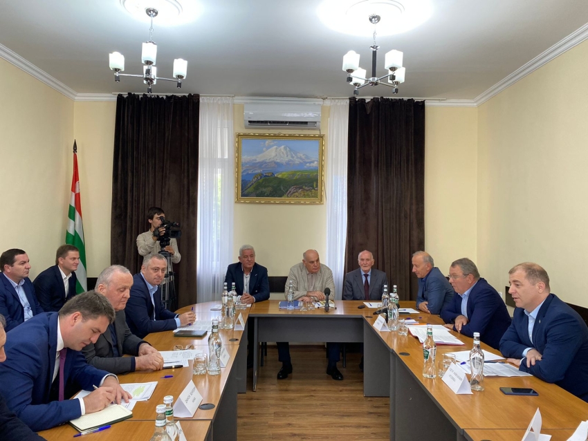 Аслан Бжьаниа:&quot;Ҳарҭ зегьы ҳазхәыцлароуп ҳажәлари ҳҳәынҭқарреи шеиқәҳархаша&quot;