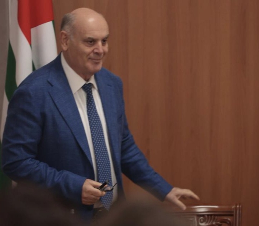 Аслан Бжьаниа иҟаиҵаз адныҳәалара